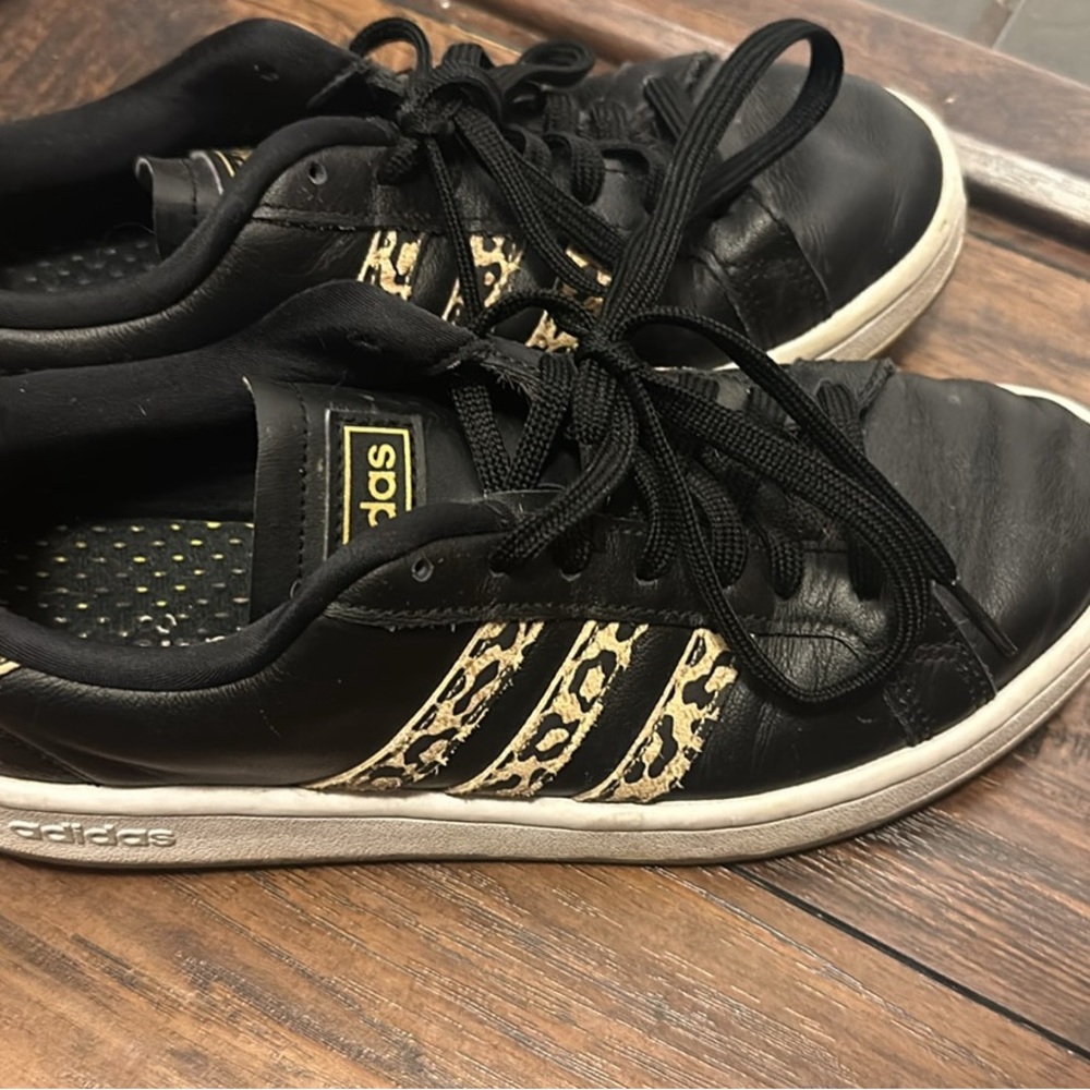 Adidas limited edition leopard print circa 2017 mint
